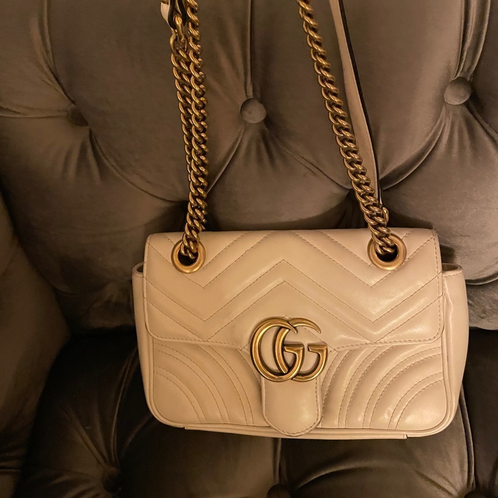 Gucci Marmont matelassé mini bag